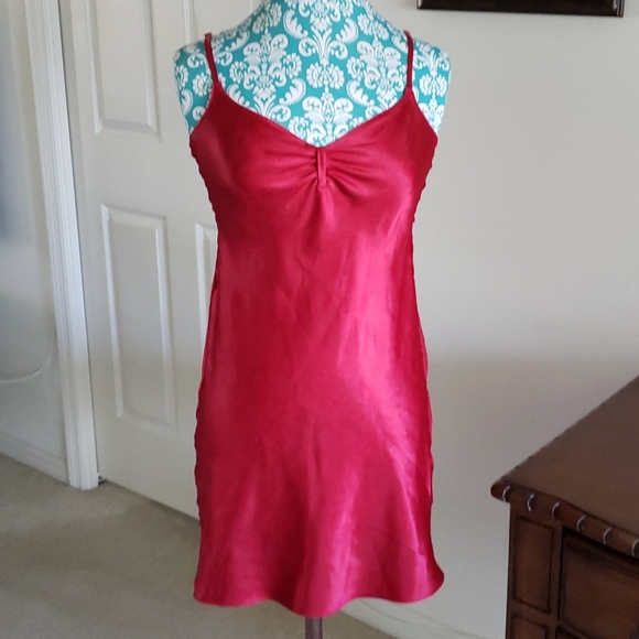 Morgan Taylor Other - Morgan Taylor Chemise